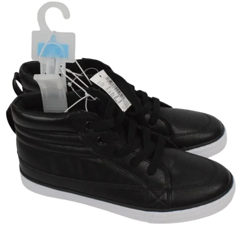 NWT The Children’s Place Youth Boys Faux Leather Hi Top Sneakers Tennis Shoe - 5
